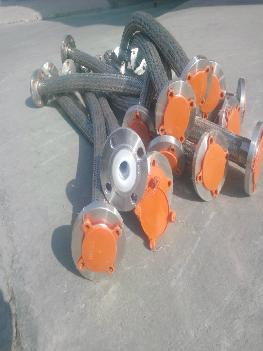 cs熱力管道補償器的用途是解決管線因溫度變化而伸長或縮短的配件